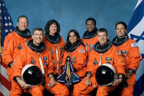 space shuttle columbia disaster. Img: Crew of the ill-fated