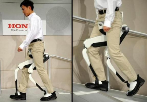 Honda unveils new robot walker #3