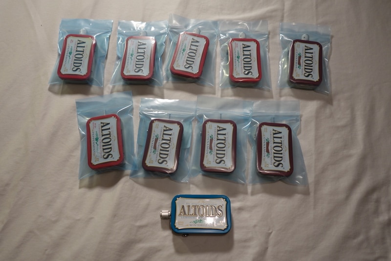 altoids-mint-tin-headphone-amp-11