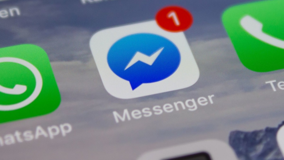 Facebook Messenger App Platform Service Voice Video Calling