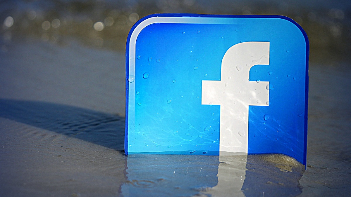 Facebook WhatsApp Instagram Working Again BGP DNS Issue