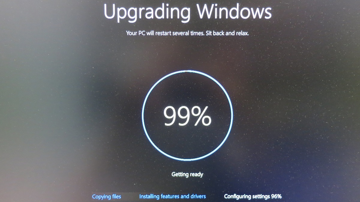 Windows 10 PCs Upgrading To Windows 11 Incompatible Update Linux Distro Hopping Best OS